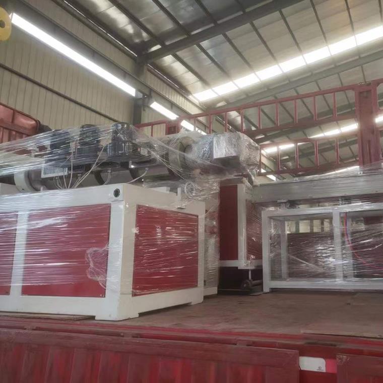 使用PE管材生產(chǎn)線應(yīng)注意什么？