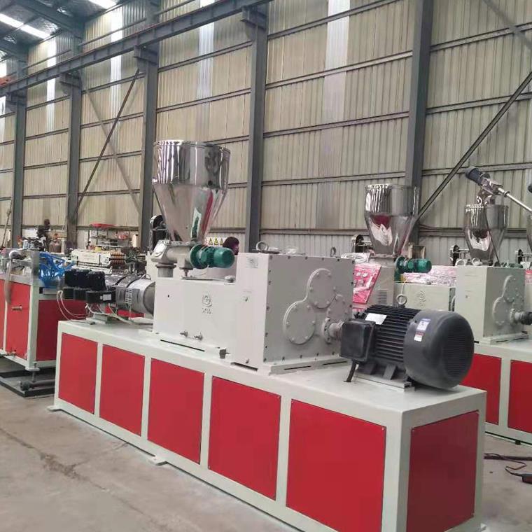 塑料管材設(shè)備的應(yīng)用優(yōu)勢有哪些？